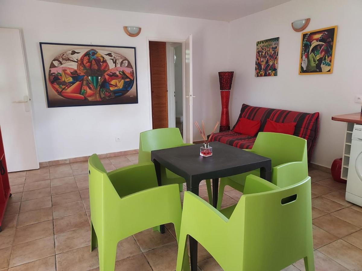 Bungalow Du Jardin Botanique De Deshaies Rum bild